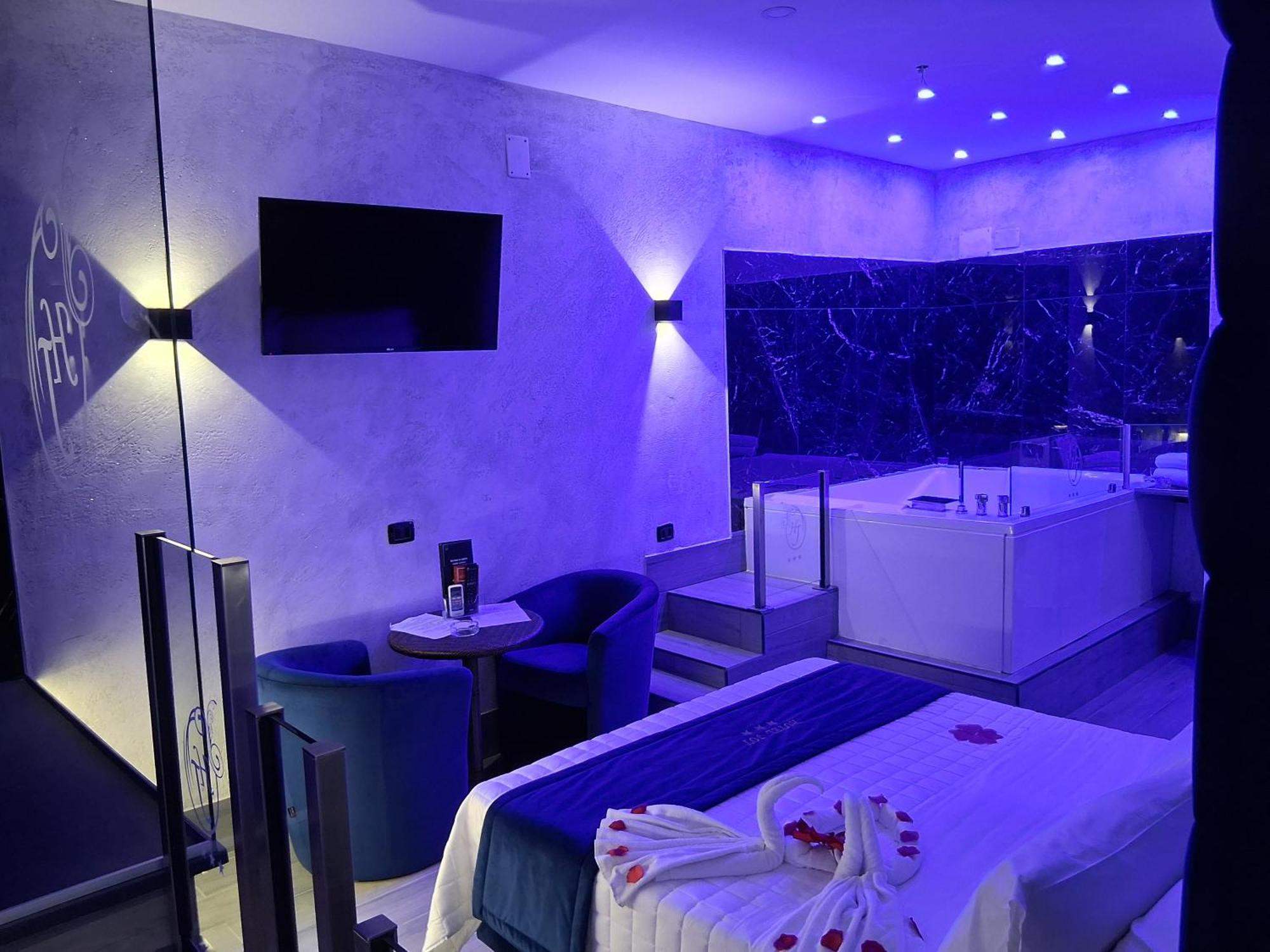 Hotel Joy Кастель Вольтурно Экстерьер фото