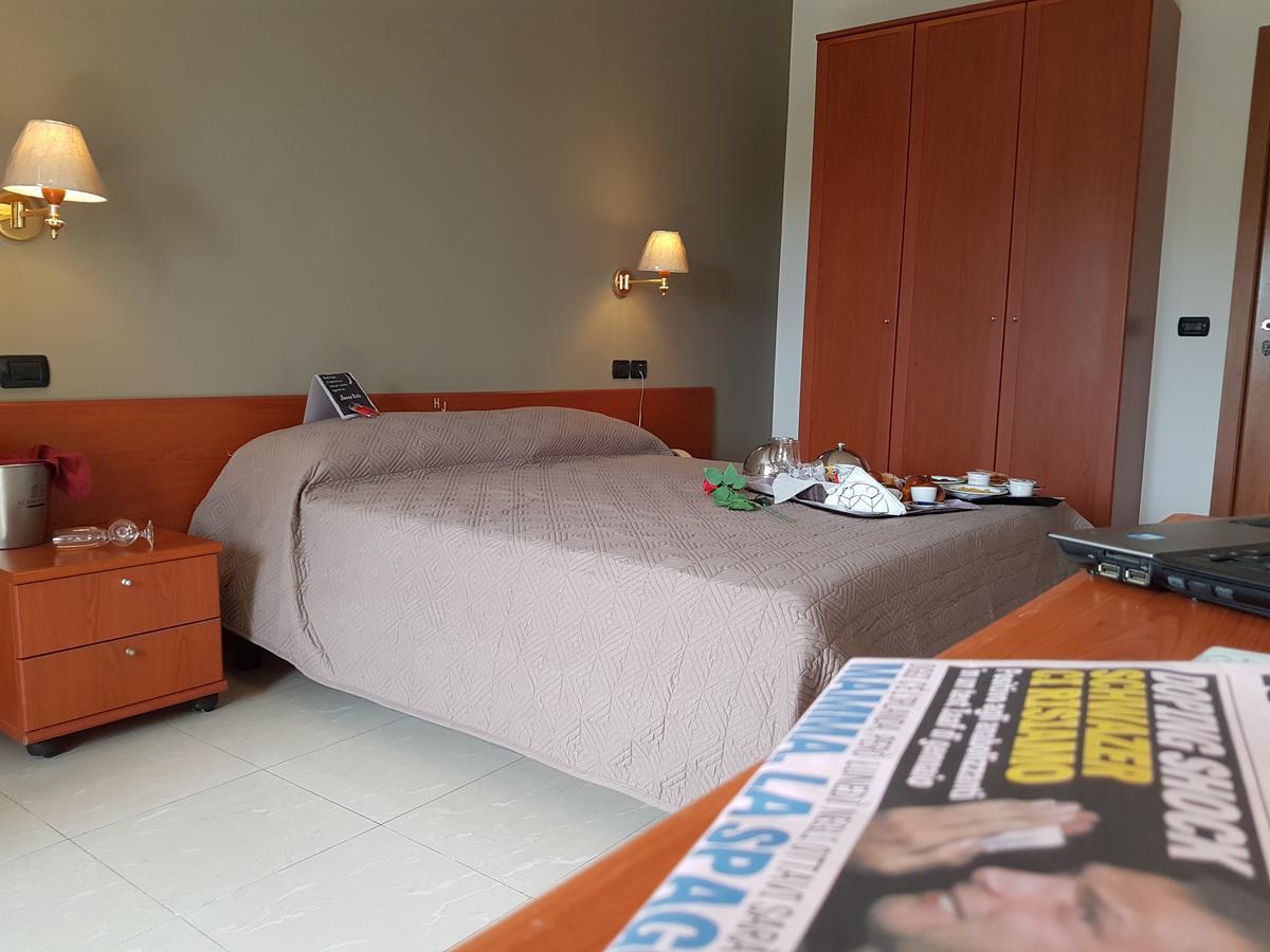 Hotel Joy Кастель Вольтурно Номер фото