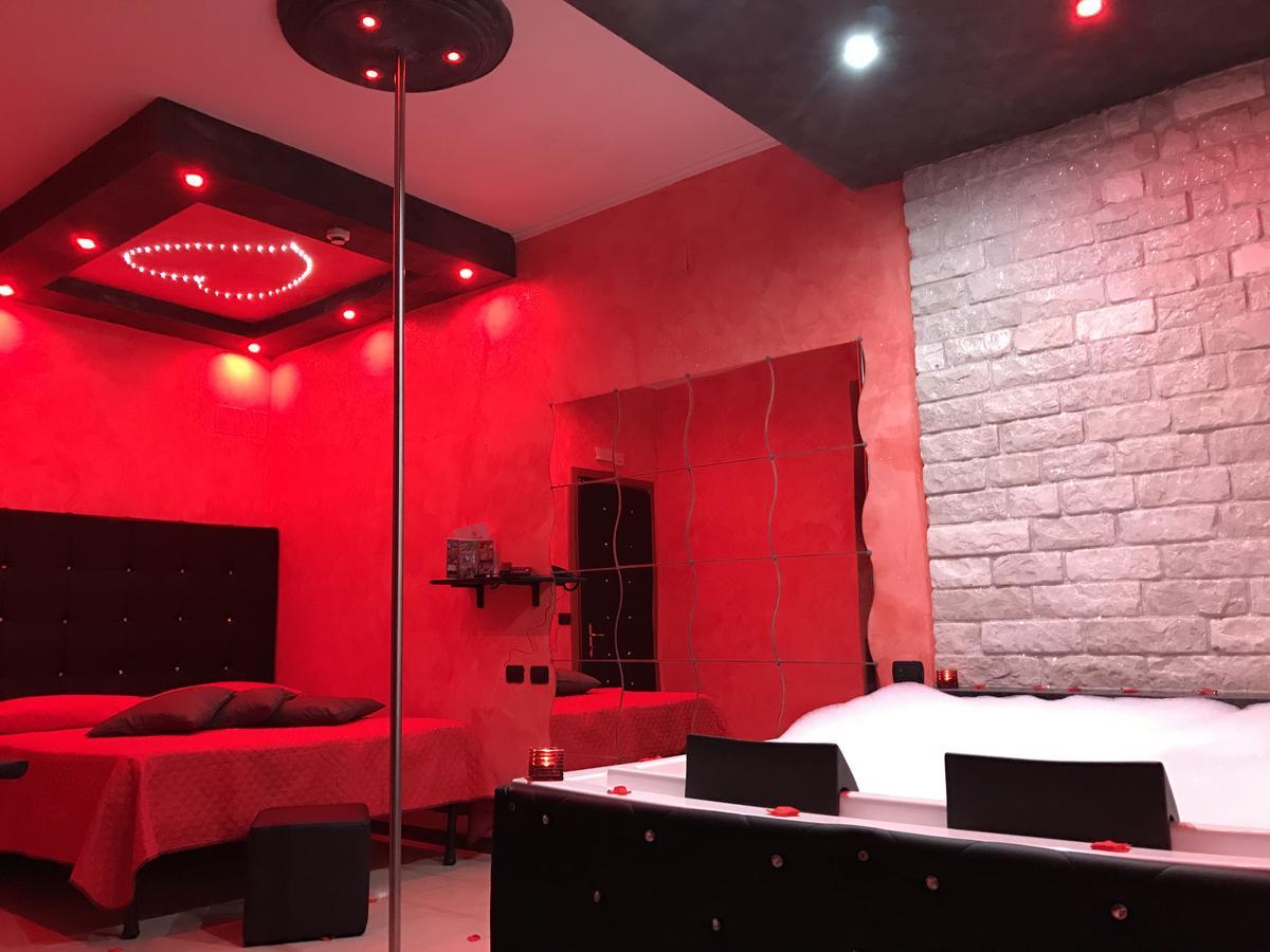 Hotel Joy Кастель Вольтурно Экстерьер фото